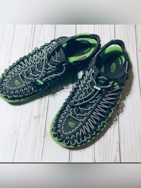 Keen Uneek Grey and Green Paracord Sport Sandals Water Shoes sz 11.5 US 45 EU